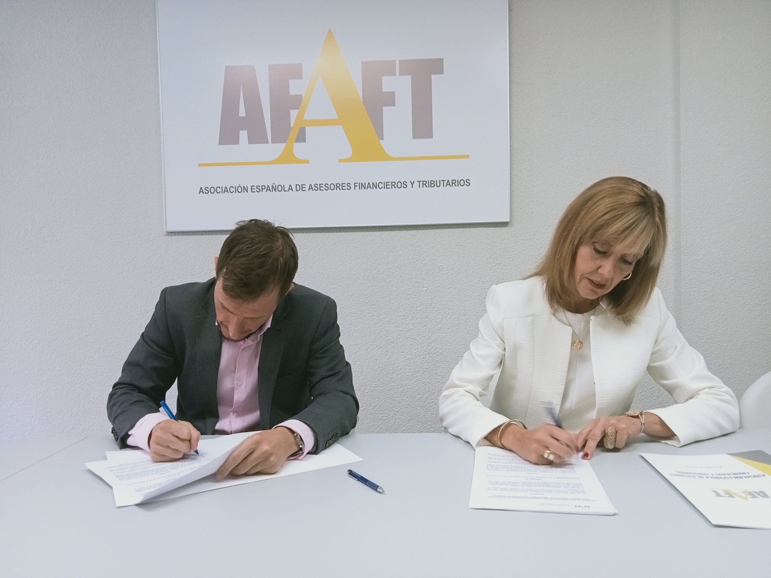 Acuerdo de colaboración con la AEAFyT