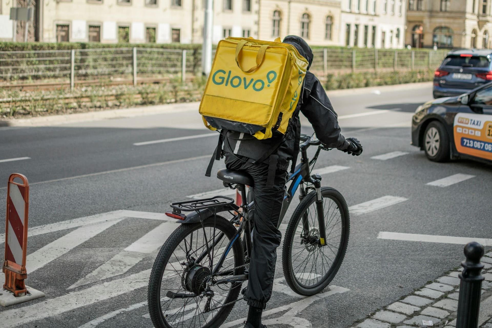 Glovo es multado con 5 millones por violar la privacidad de más de 35000 riders