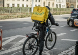 Glovo es multado con 5 millones por violar la privacidad de más de 35000 riders