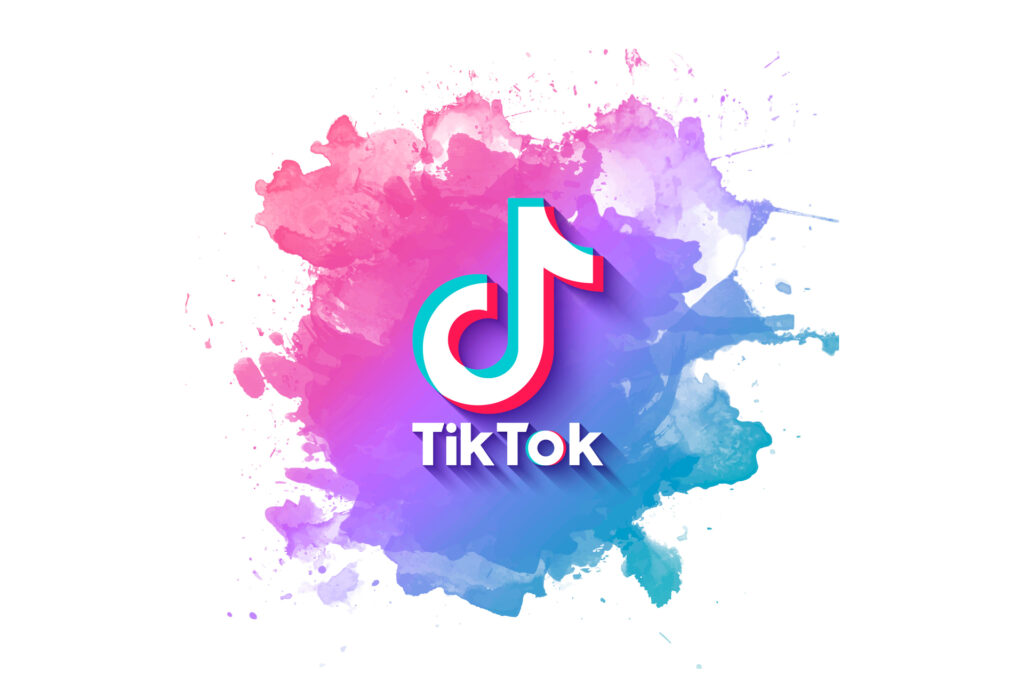tik tok sancionado por transferir datos de Europa a China