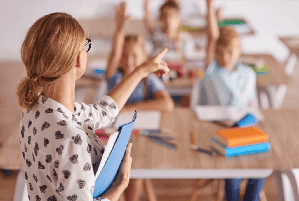 sanción a un colegio