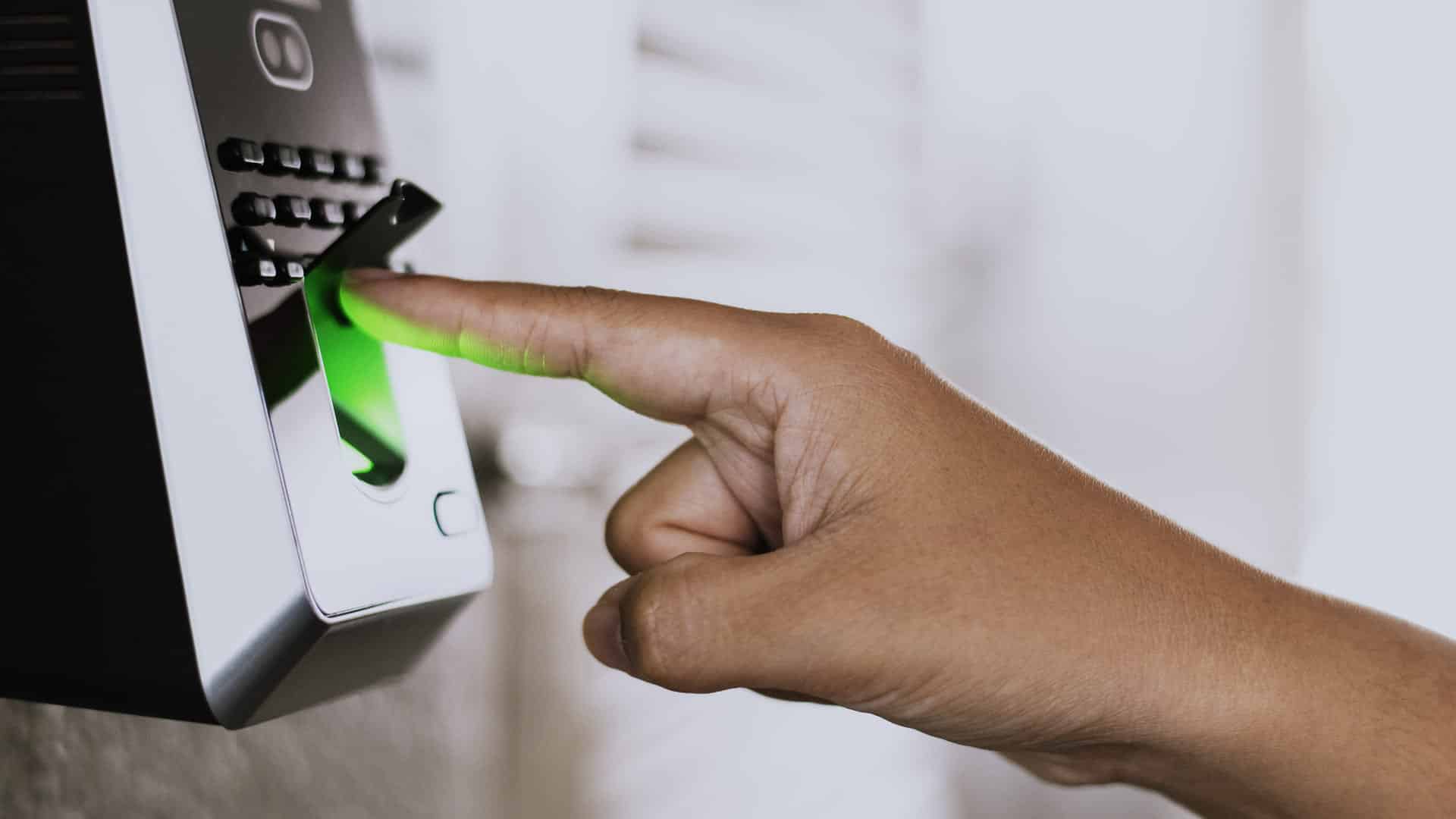 fichaje control datos biométricos
